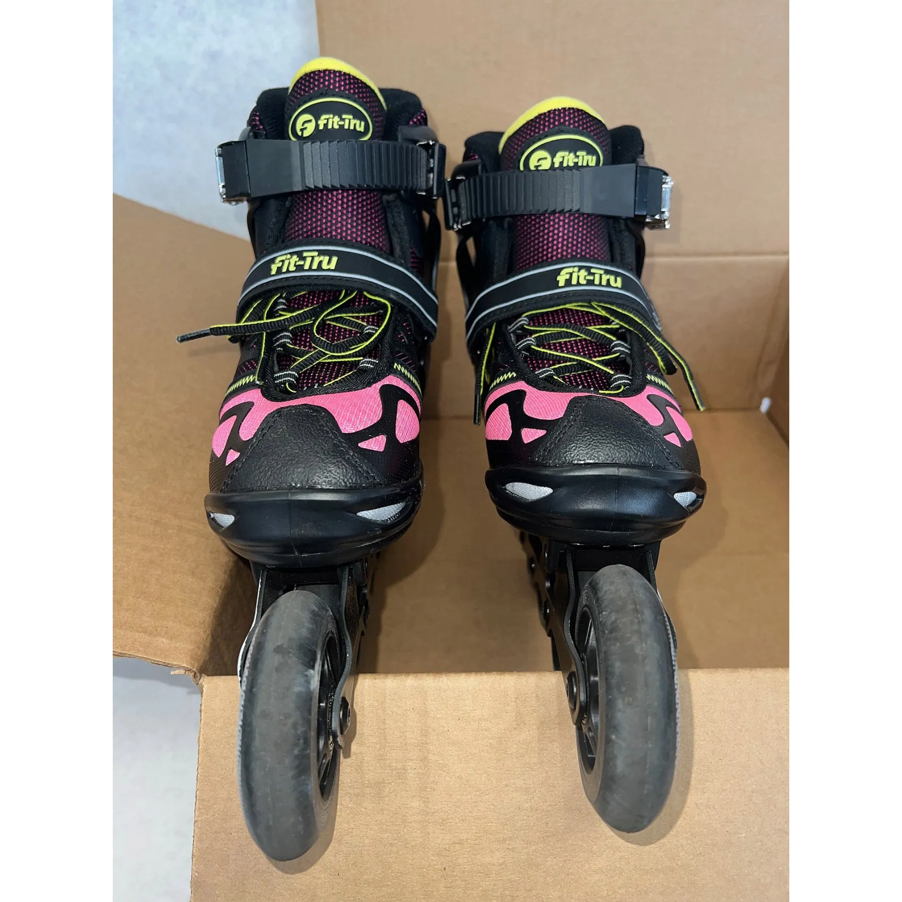 Fit-Tru Cruze 84 Pink Womens Inline Skates (Size 6 - Lightly Used Demo)