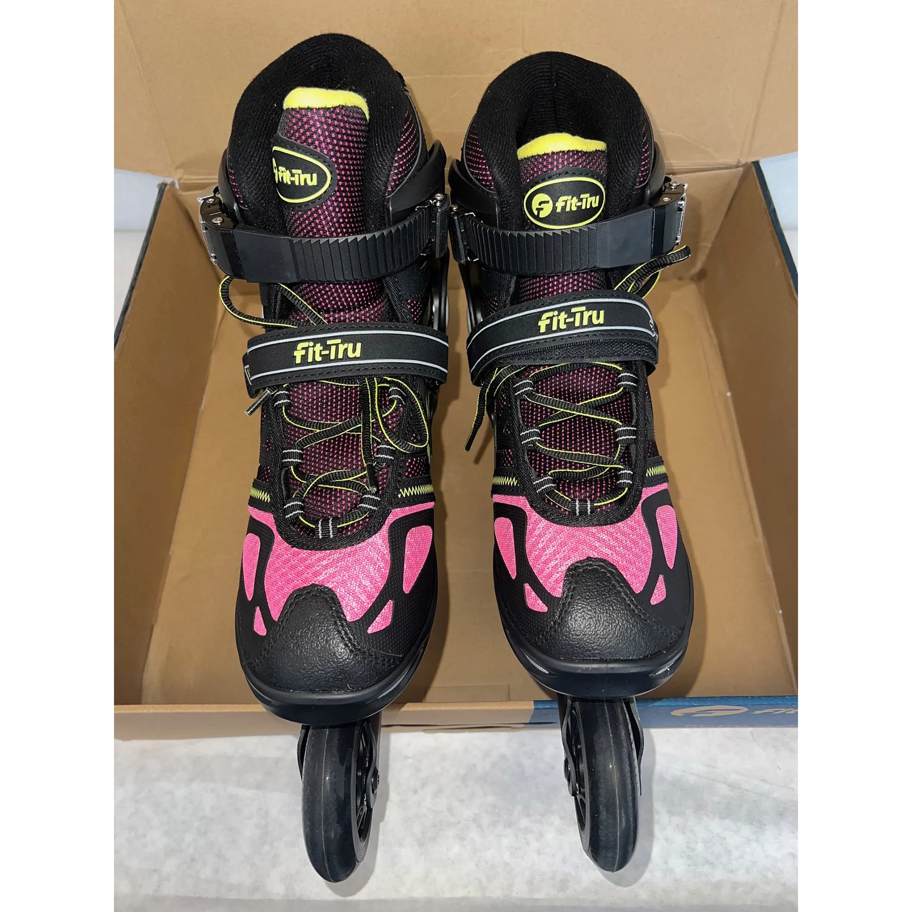 Fit-Tru Cruze 84 Pink Womens Inline Skates (Size 9 - Demo Lightly Used)