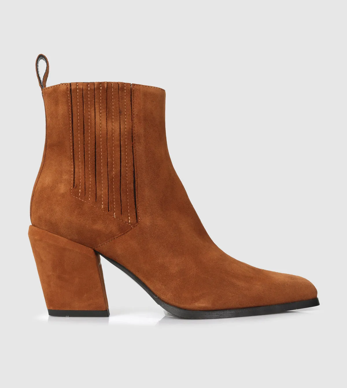 Libby Chelsea Boots by Beau Coops