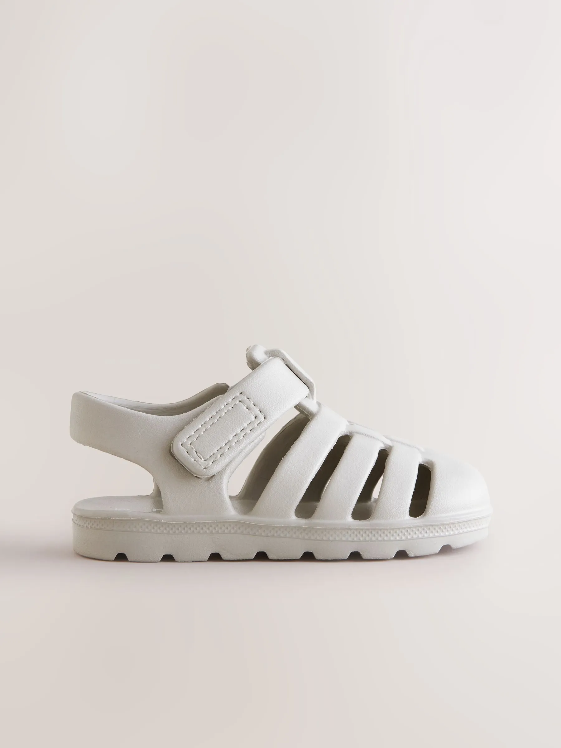Neutral Fisherman Sandals