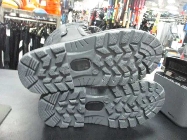 New WFS Sienna Snow Boots Adult Size 6