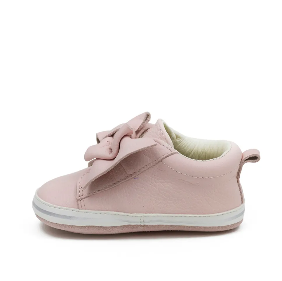 Pink Aria First Kicks