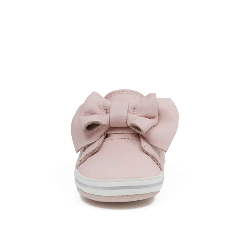 Pink Aria First Kicks
