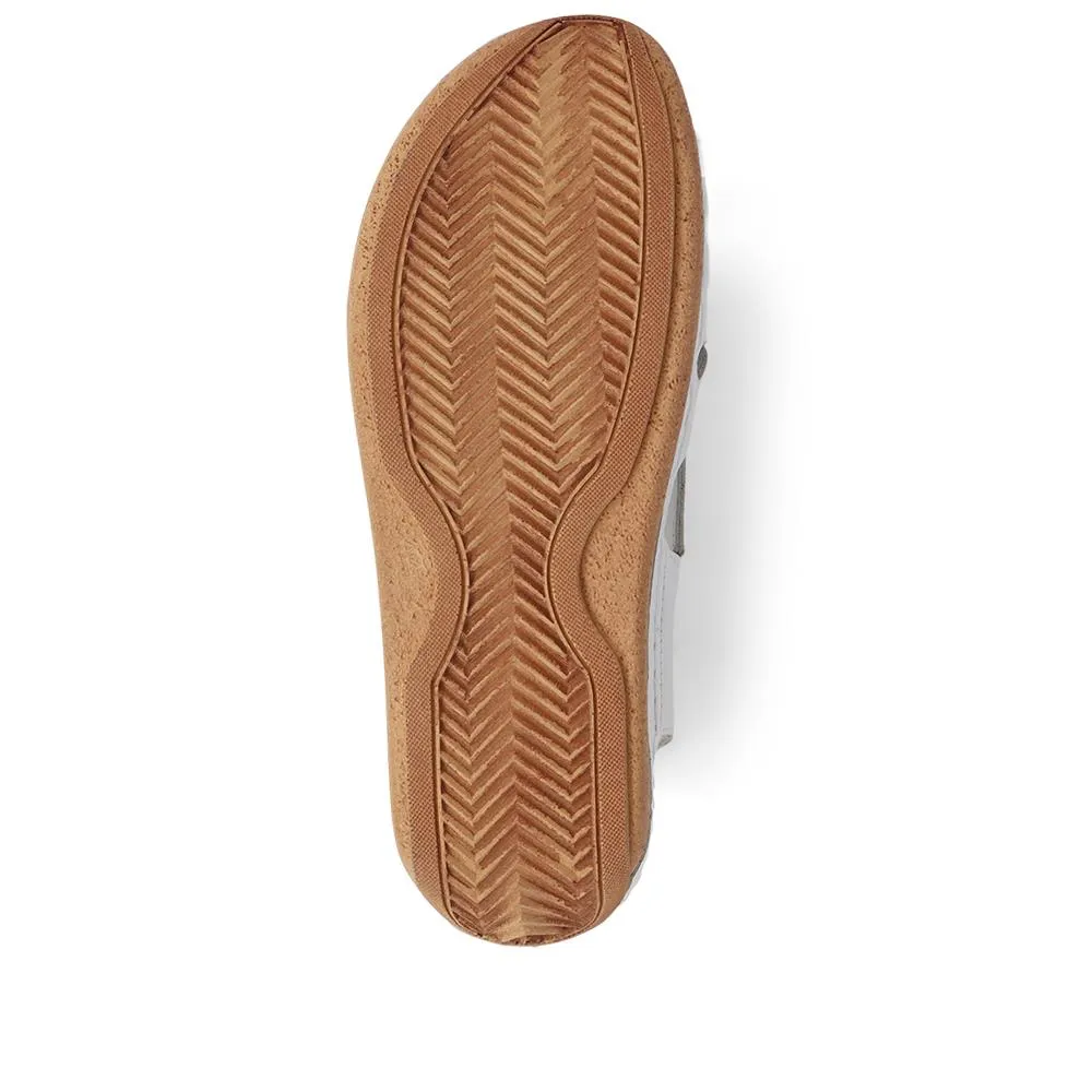 Soft Leather Slip-On Sandals  - KARY39009 / 325 512