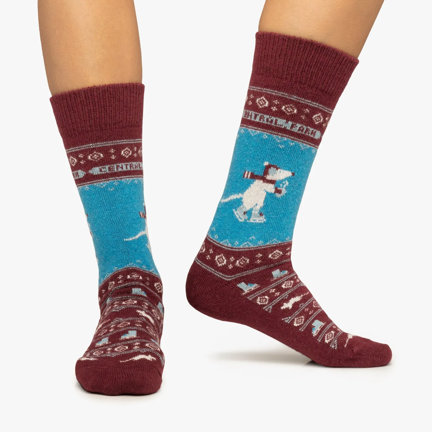 Winter Skating Mouse - Dark-Red